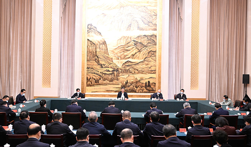 5月17日上午,中共中央总书记、国家主席、中央军委主席习近平在陕西西安主持中国-中亚峰会前夕,专门听取陕西省委和省政府工作汇报,发表了太阳成集团tyc234cc讲话。